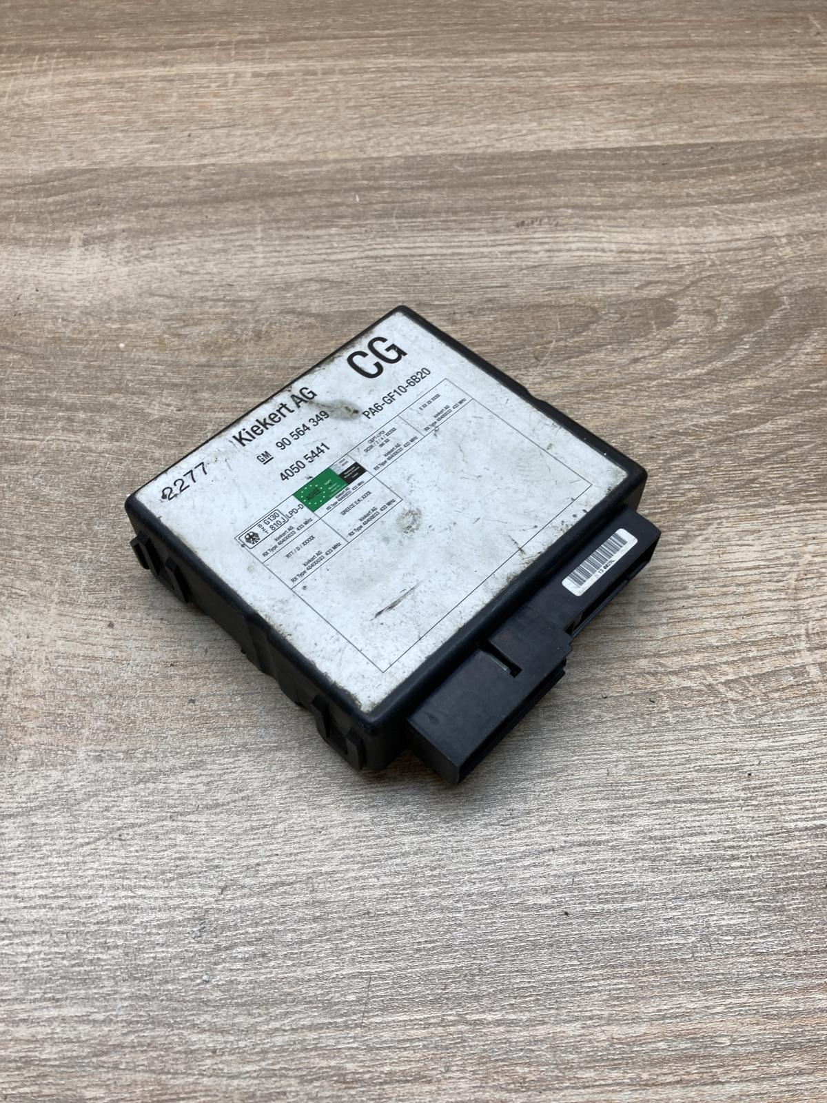 90564349 40505441  Comfort/convenience module Opel Vectra B