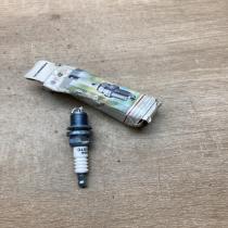 101000060AA   Spark plug Audi A6 S6 C4 4A
