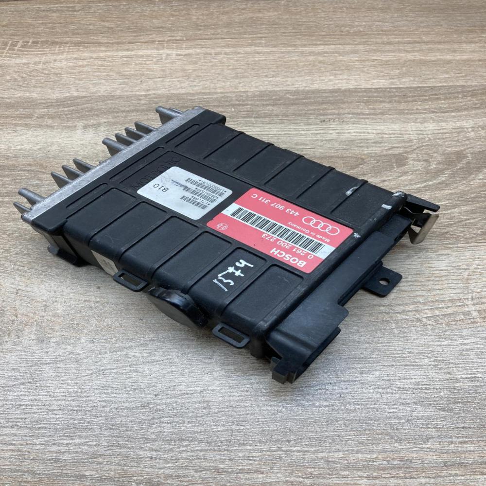 443907311C 0261200273  Engine control unit/module ECU Audi 80 90 S2 B4