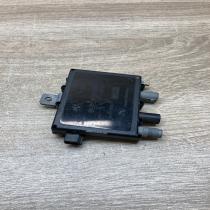 8377656 17676  Aerial antenna amplifier BMW X5 E53