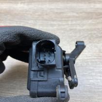 4B1820511C 013280112993  Air flap motor/actuator Audi A6 S6 C5 4B