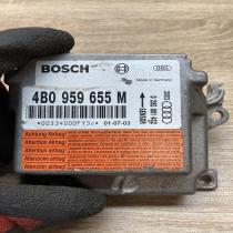 4B0959655M 0285001432  Airbag deployment crash/impact sensor Audi A6 S6 C5 4B