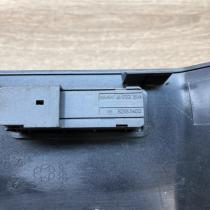 7012196 6922154  Headlining lighting console trim BMW 7 E65 E66