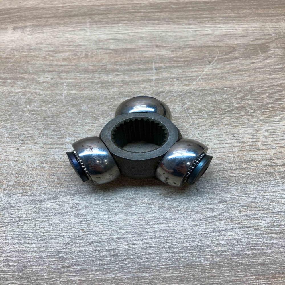 39720 10V12   Prop shaft support center bearing Infiniti FX
