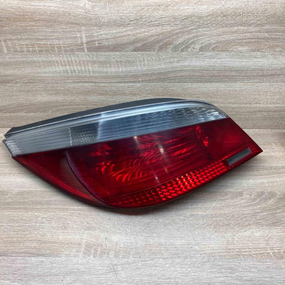 6910767 2VP008679 6923305 Tailgate rear/tail lights BMW 5 E60 E61