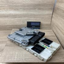 8582279 9381101 0281031299 Engine ECU kit and lock set BMW 3 F30 F35 F31