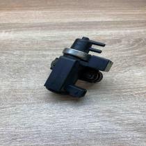 2247906   Vacuum valve BMW 5 E39