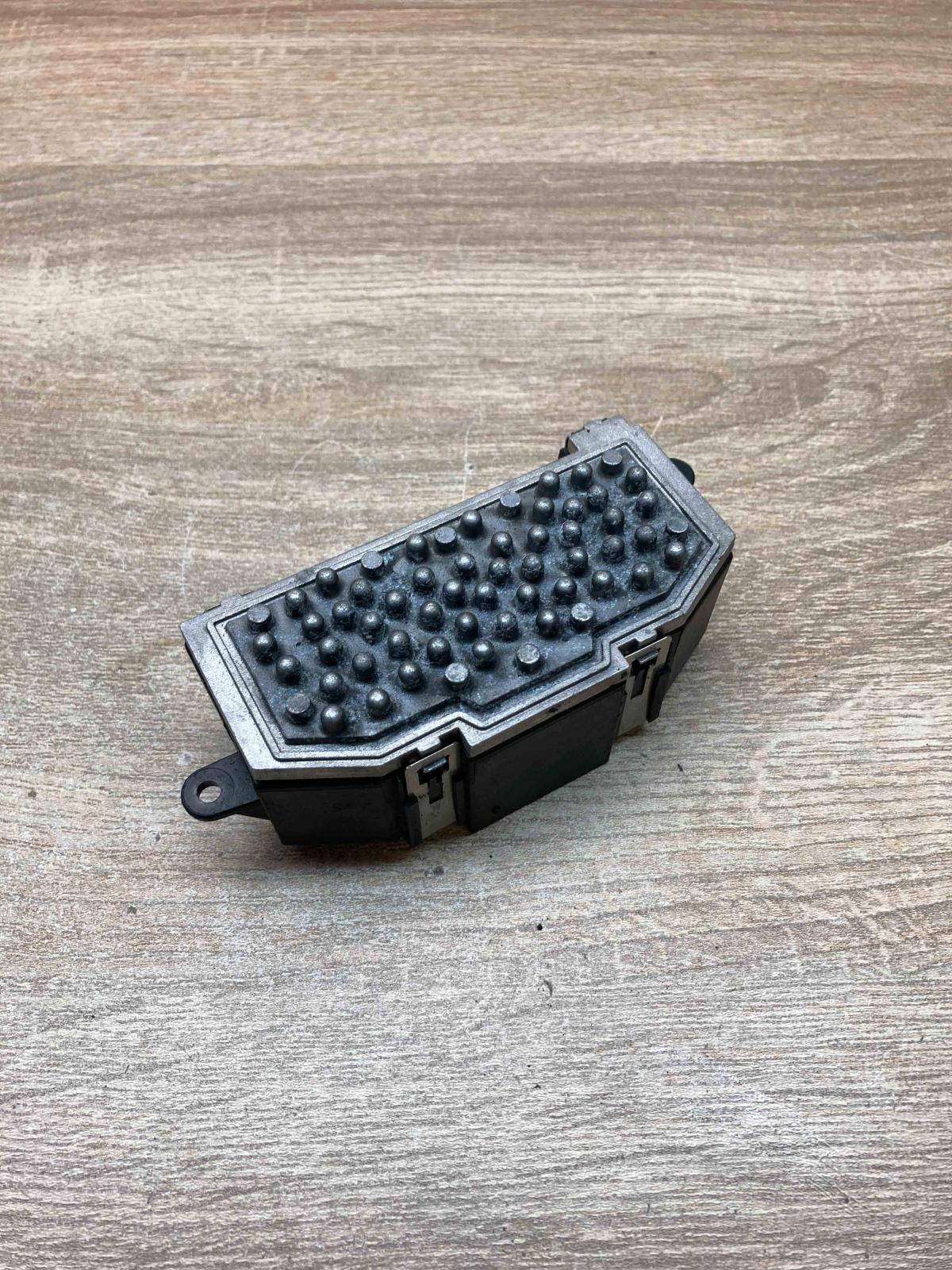 3C0907521F 246810 5384  Heater blower motor/fan resistor Volkswagen Golf VI