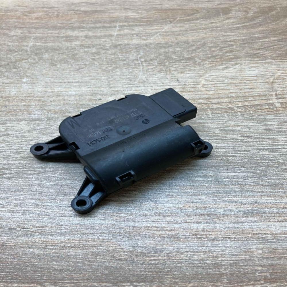 3C0907511A 0132801362  Air flap motor/actuator Volkswagen PASSAT B6
