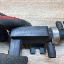 1J0906627 72290320  Valve vacuum Skoda Superb B5 (3U)
