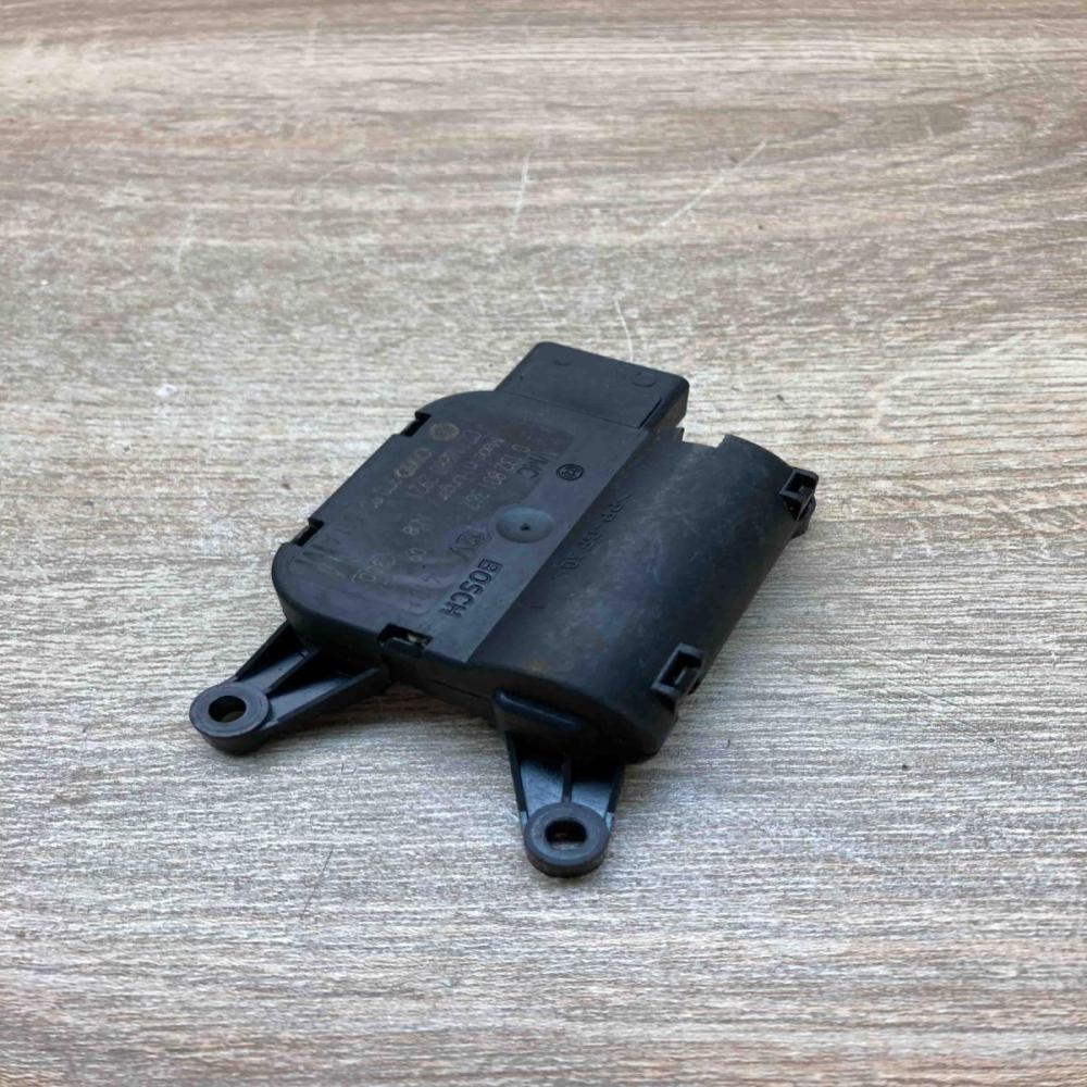 3C0907511A 0132801362  Air flap motor/actuator Volkswagen PASSAT B6