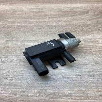 1J0906627A 72290325  Vacuum valve Audi A3 S3 8P