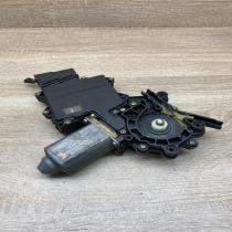 1H4959811A 05075500  Front door window regulator motor Ford Galaxy