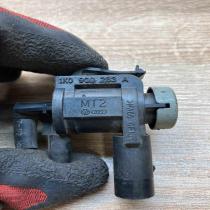 1K0906283A   Vacuum pump Audi A8 S8 D3 4E
