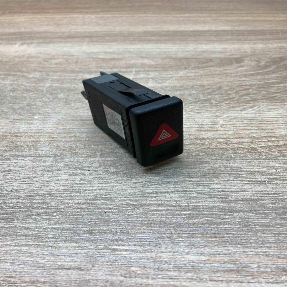 7M5953235A   Hazard light switch Ford Galaxy