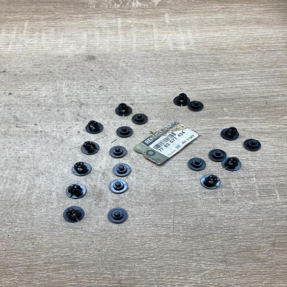 7703077434   Other interior part Renault Kangoo I