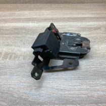 7026192   Tailgate/trunk/boot lock/catch/latch BMW 3 E46