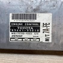 89661 05210 MB175700 9303  Engine control unit/module ECU Toyota Avensis T220