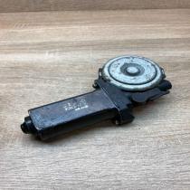 36201 61634   Front door window regulator motor Mazda Xedos 6