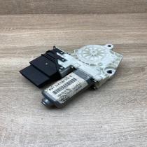 1J4839756C 9776 101438 202  Rear door window regulator motor Volkswagen Golf IV