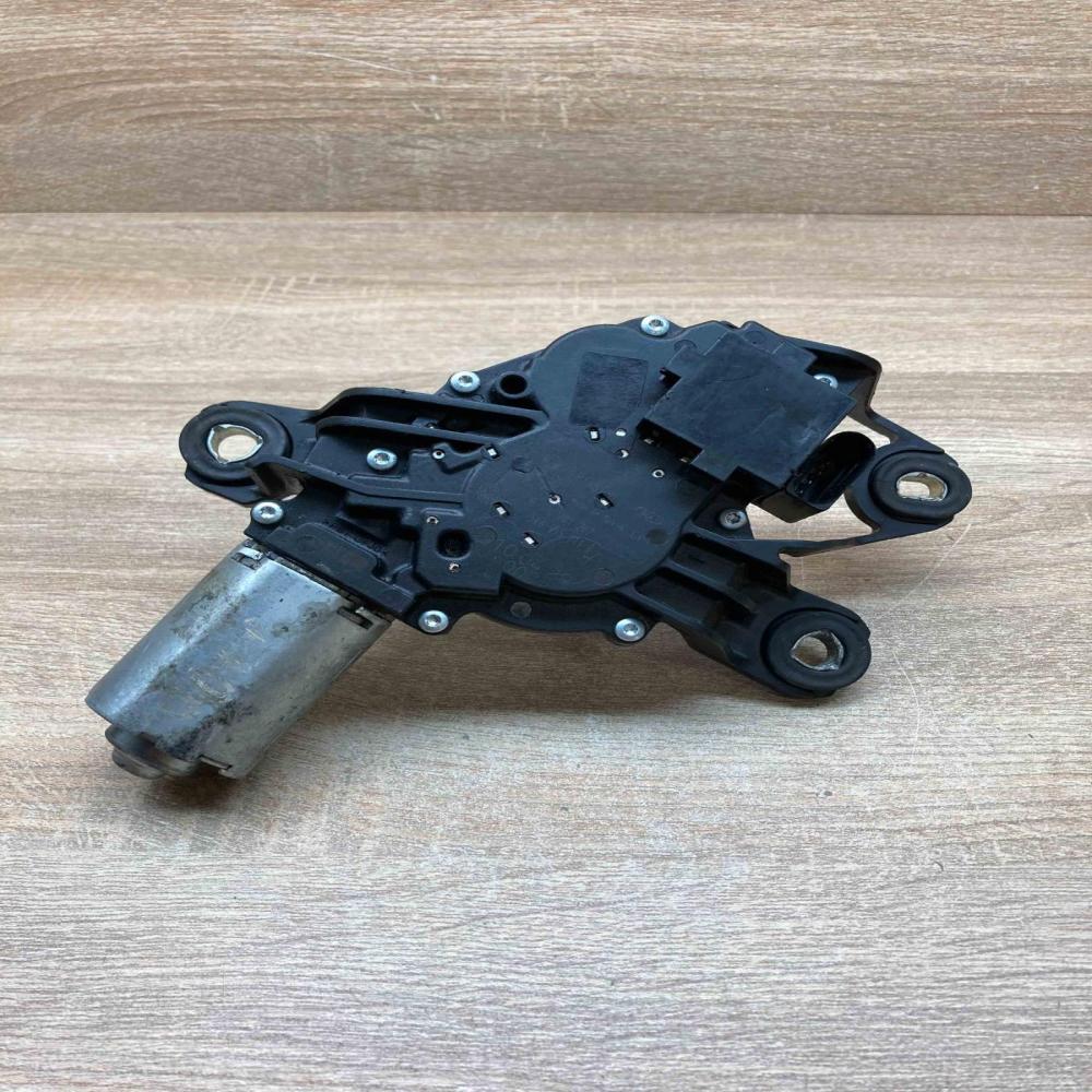 5K6955711B 0390201207  Rear window wiper motor Volkswagen Golf IV
