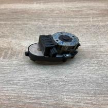 8363798   Air flap motor/actuator BMW 5 E39