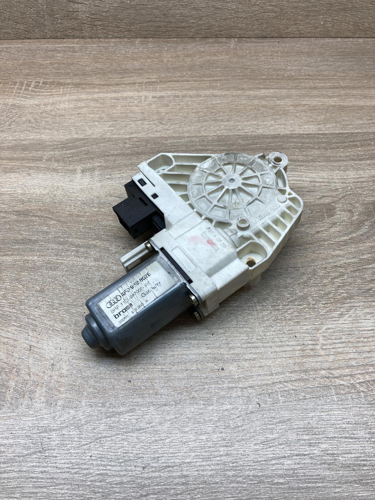 4F0959802B   Front door window regulator with motor Audi A6 S6 C6 4F