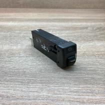 6849861   Light switch Volvo V70