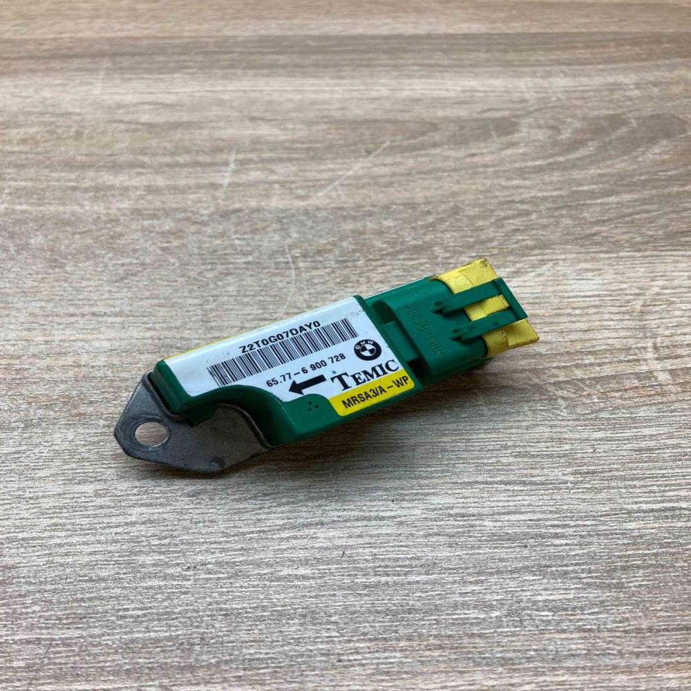 6900728 MRSA3  Airbag deployment crash/impact sensor BMW 5 E39