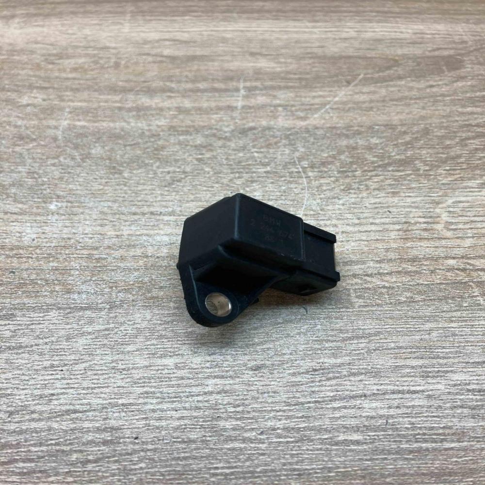 2244674   Intake air temperature sensor BMW 5 E39