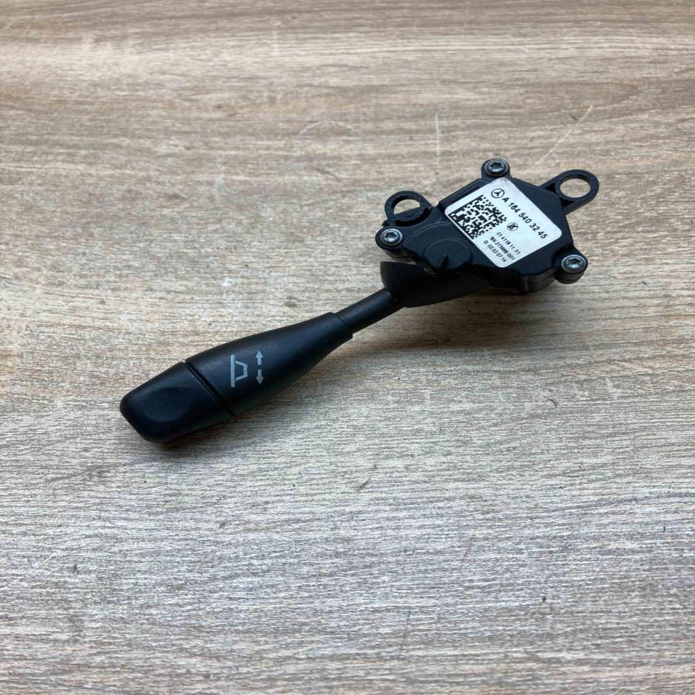 A1645403245   Steering wheel adjustment switch Mercedes-Benz ML W164