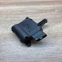 0132801320 52495223  Air flap motor/actuator Volkswagen Touran I