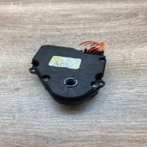 4679536   Air flap motor/actuator Peugeot 207