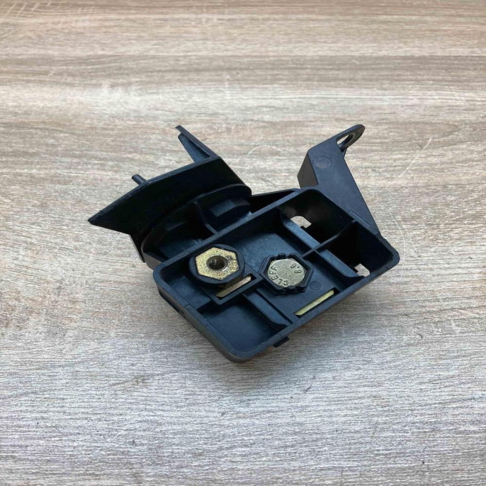 8385157   Positive cable (battery) BMW X3 E83