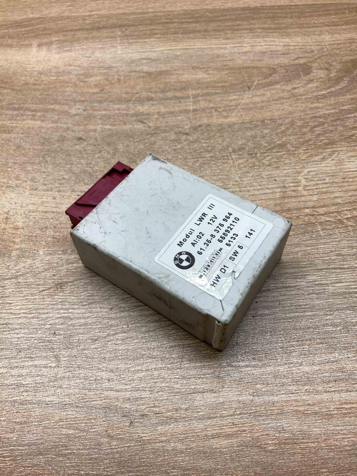 8375964   Light module LCM BMW 5 E39