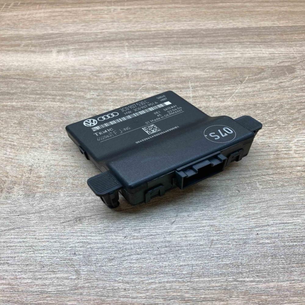 3C0907530C 3C0907951A  Gateway control module Volkswagen PASSAT B6