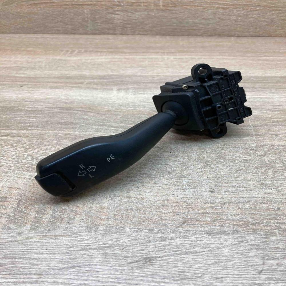 8363668 01104010  Indicator stalk BMW 5 E39