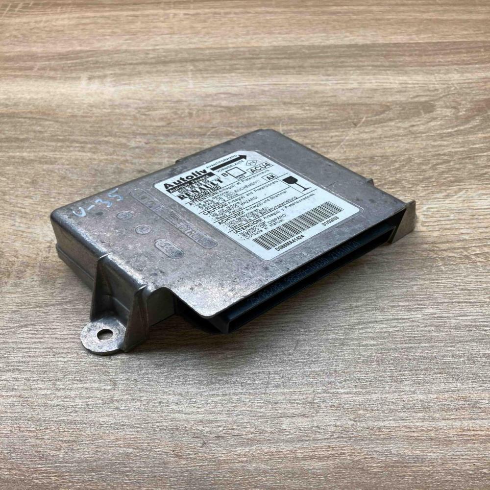 8200307800 603383300  Airbag control unit/module Renault Megane II