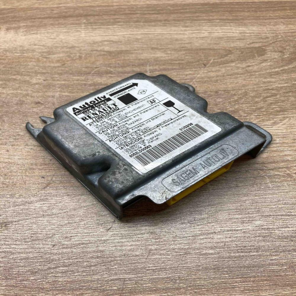 7700418434D 550569000  Airbag control unit/module Renault Megane I