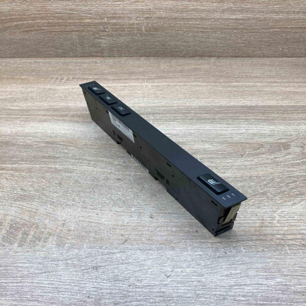 8373776 03742073  Parking (PDC) sensor switch BMW 5 E39
