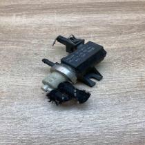 1H0906627A 72190325  Vacuum pump Audi A6 S6 C5 4B