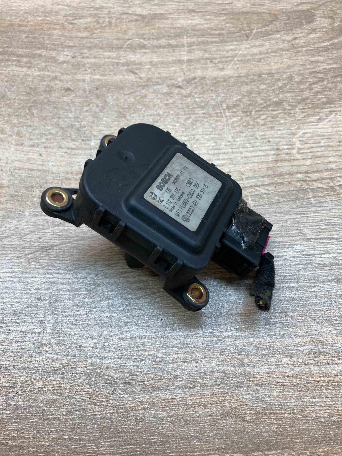 4B1820511B 0132801135  Air flap motor/actuator Audi A6 S6 C5 4B