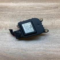 4B1820511B 0132801135  Air flap motor/actuator Audi A6 S6 C5 4B