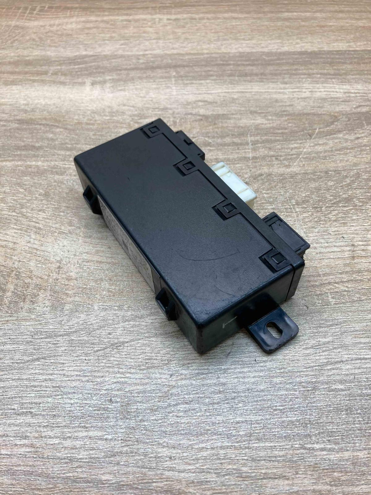 6904255 689667  Door control unit/module BMW 5 E39