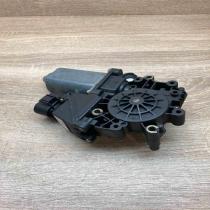 119024 114 05071941  Rear door window regulator motor Audi A6 S6 C5 4B