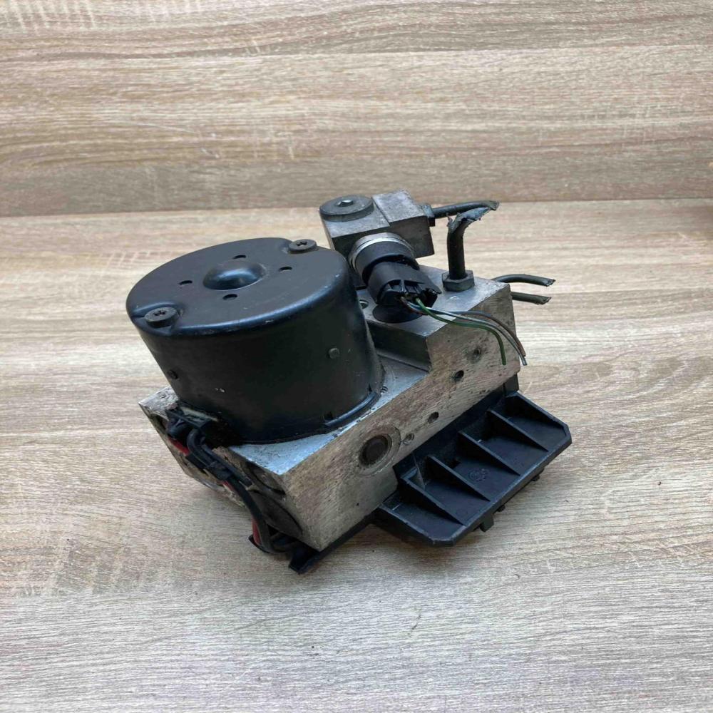 A0044314612 0265202444  ABS Pump Mercedes-Benz S W220