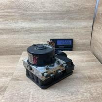 30672504A 4N51 2C25 EB  ABS Pump Volvo V50