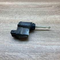 8D0941295A   Headlight level adjustment motor Audi A4 S4 B5 8D