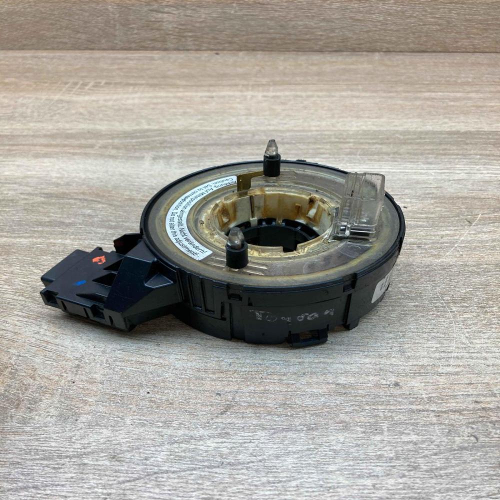 1K0959653   Airbag slip ring squib (SRS ring) Volkswagen Golf V