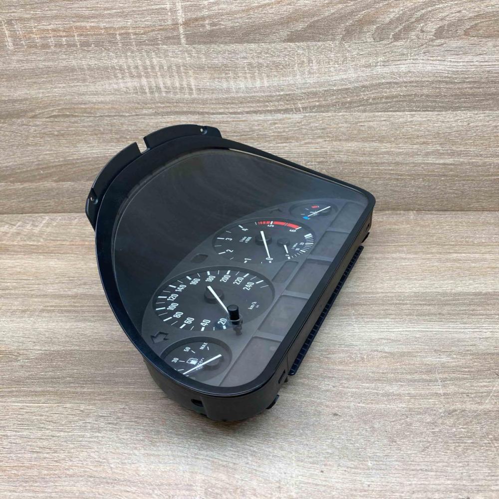 6903800 110008735  Speedometer (instrument cluster) BMW 5 E39